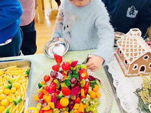 <b>免费看的黄色视频日逼的</b>